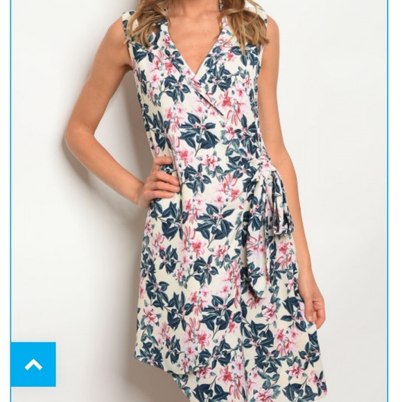 Cream Floral Dress Boutique VSCO - Picture 8 of 8